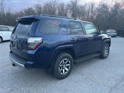 2024 Toyota 4Runner TRD Off Road