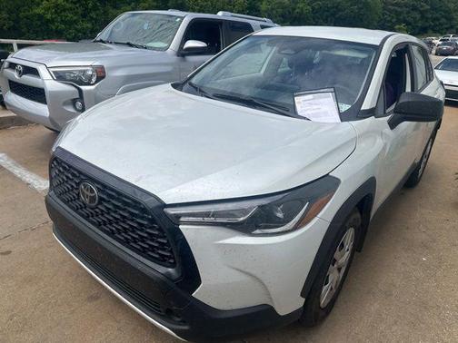 Pearl 2025 Toyota Corolla Cross L