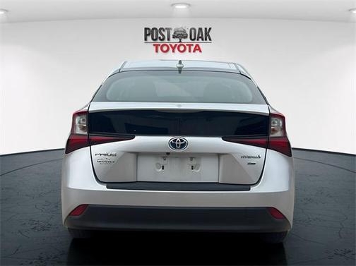 2022 Toyota Prius L