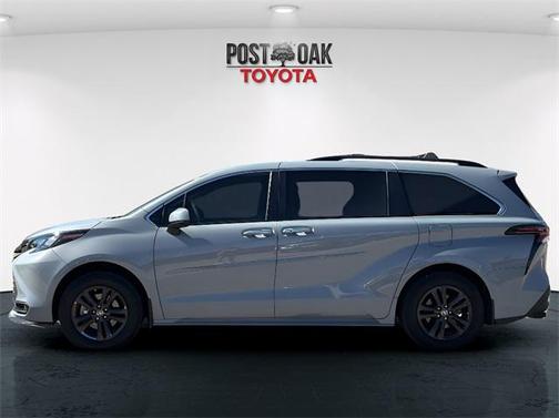 2024 Toyota Sienna Woodland Edition
