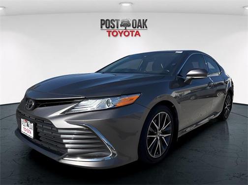 2021 Toyota Camry XLE
