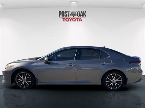 2021 Toyota Camry XLE