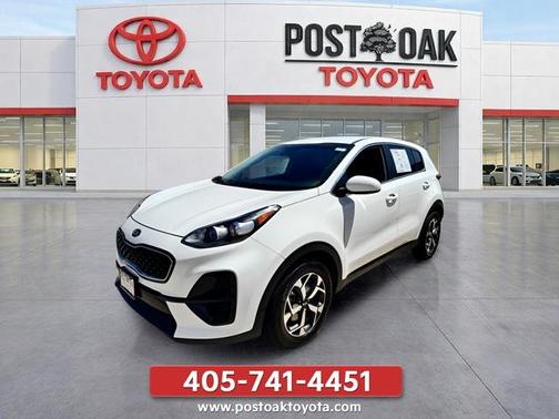 Clear White 2020 Kia Sportage LX