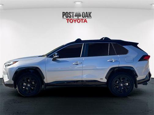 2024 Toyota RAV4 Hybrid SE