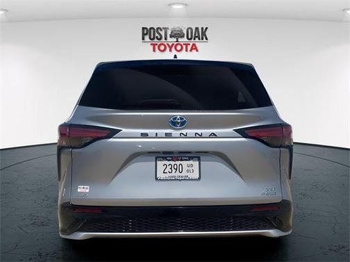2023 Toyota Sienna XSE