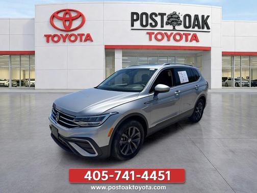 Pyrite Silver Metallic 2023 Volkswagen Tiguan 2.0T SE