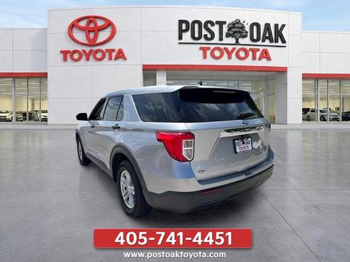 Silver Metallic 2022 Ford Explorer Base