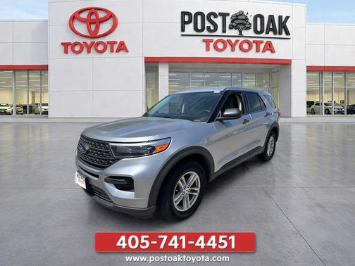 Silver Metallic 2022 Ford Explorer Base
