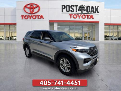 Silver Metallic 2022 Ford Explorer Base