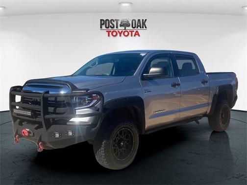 2017 Toyota Tundra SR5