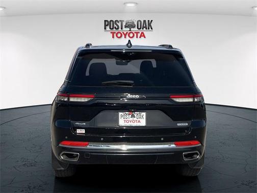 2022 Jeep Grand Cherokee Overland