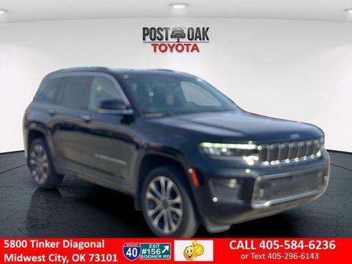 Diamond Black Crystal Pearlcoat 2022 Jeep Grand Cherokee Overland