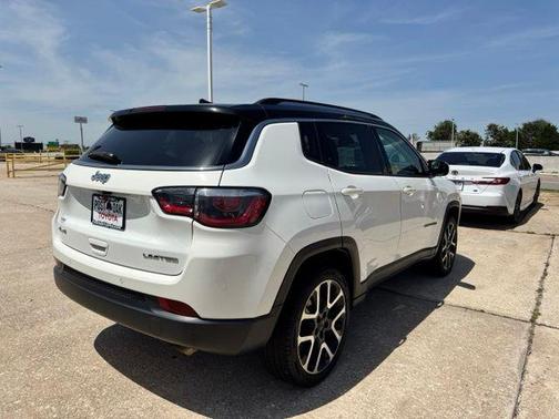 White Clearcoat 2021 Jeep Compass Limited