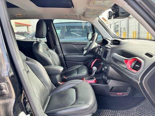 Black 2018 Jeep Renegade Trailhawk