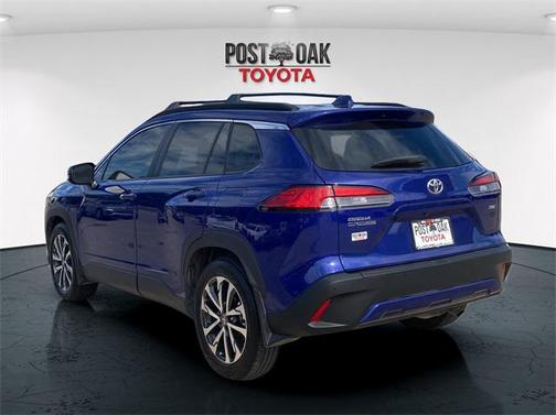 2024 Toyota Corolla Cross XLE