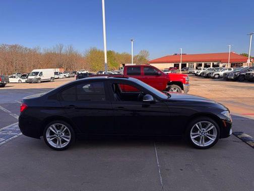 Jet Black 2018 BMW 320 i
