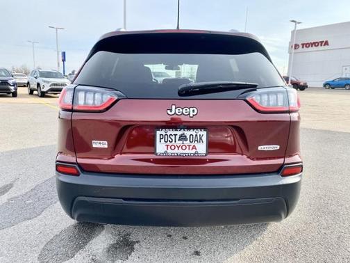 Velvet Red Pearlcoat 2019 Jeep Cherokee Latitude