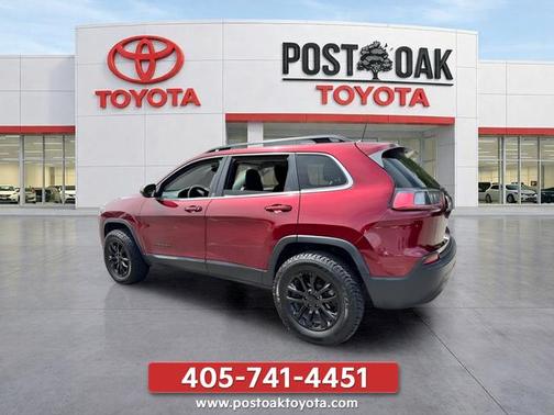 Velvet Red Pearlcoat 2019 Jeep Cherokee Latitude