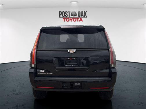 2020 Cadillac Escalade Luxury