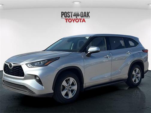 2020 Toyota Highlander LE