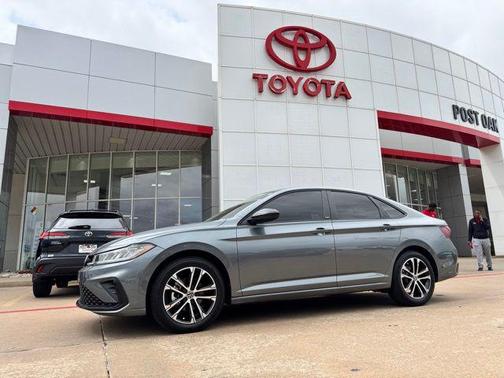 Platinum Gray Metallic 2025 Volkswagen Jetta 1.5T Sport