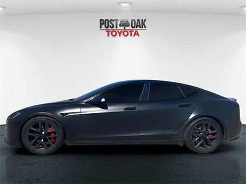 2023 Tesla Model S Plaid