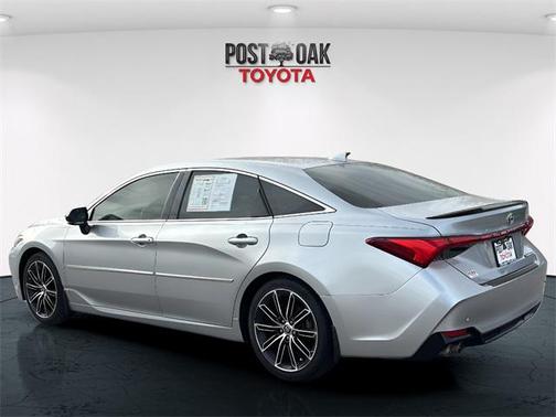 2021 Toyota Avalon Touring