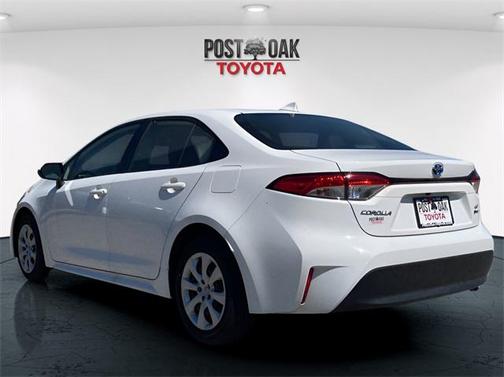 2025 Toyota Corolla Hybrid LE