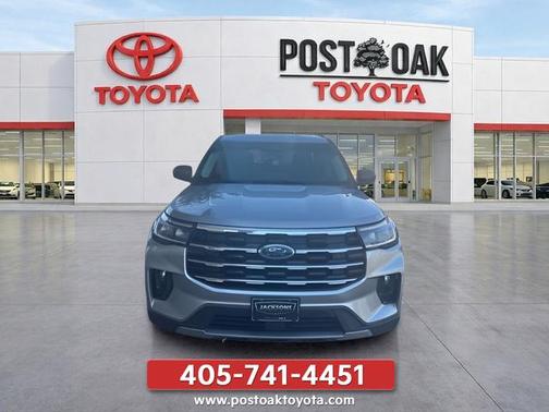 Iconic Silver Metallic 2025 Ford Explorer Active
