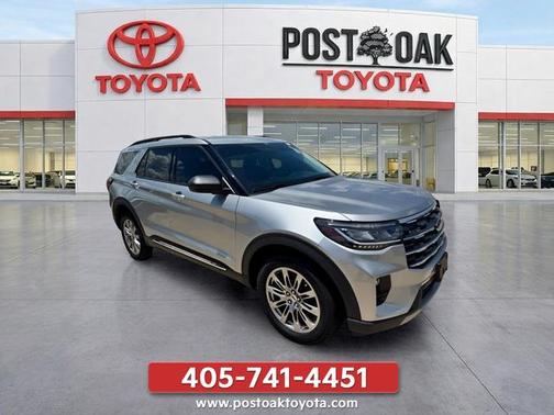 Iconic Silver Metallic 2025 Ford Explorer Active