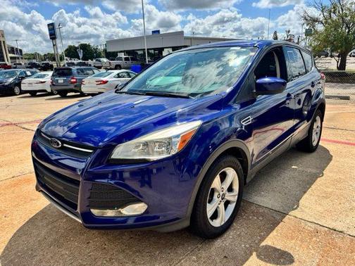Blue 2014 Ford Escape SE