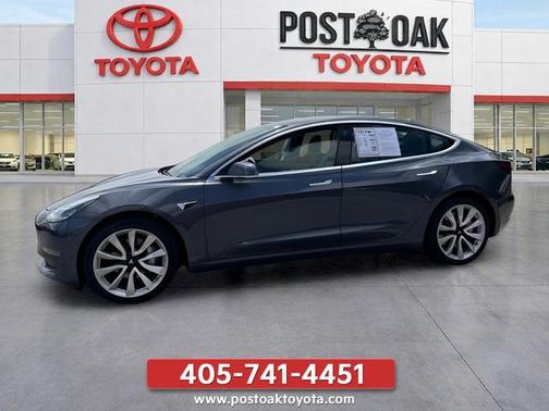 Gray 2019 Tesla Model 3 Standard Range