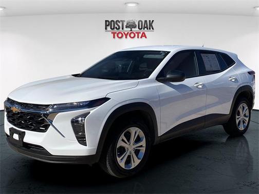 2025 Chevrolet Trax LS