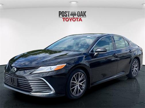 2023 Toyota Camry XLE