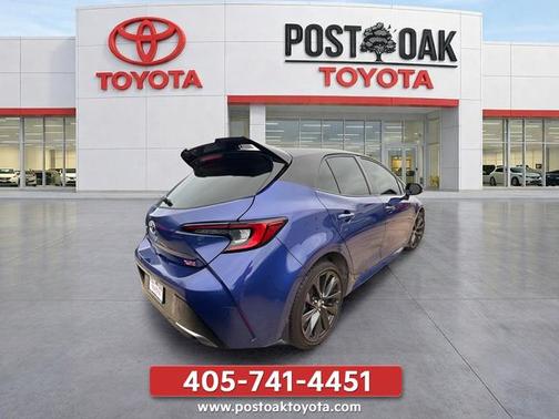 Blue Crush Metallic/Midnight Black Metallic 2025 Toyota Corolla XSE