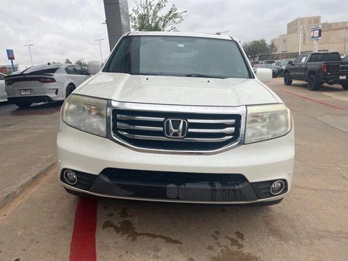 White 2015 Honda Pilot Touring