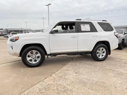 2022 Toyota 4Runner SR5