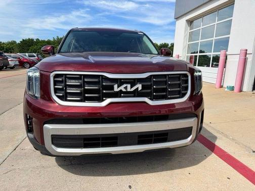 Dawning Red 2023 Kia Telluride S