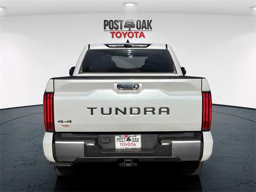 2023 Toyota Tundra Hybrid Capstone