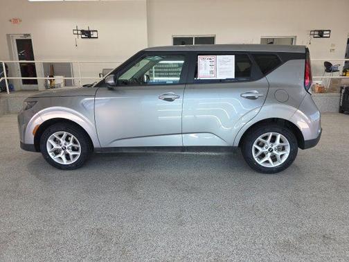 Steel Gray 2025 Kia Soul LX