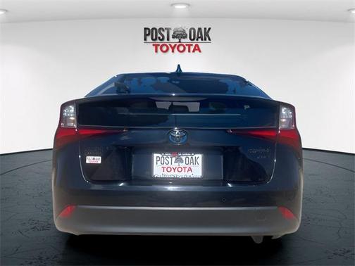 2022 Toyota Prius L