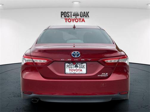 2019 Toyota Camry Hybrid LE