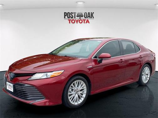 2019 Toyota Camry Hybrid LE