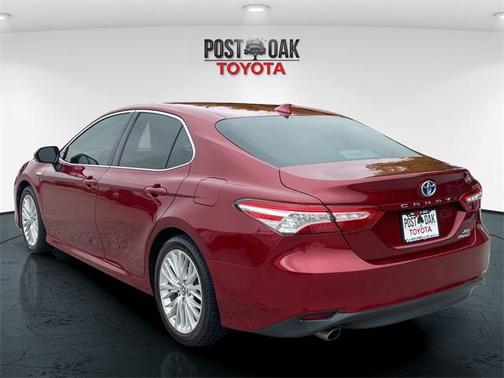 2019 Toyota Camry Hybrid LE