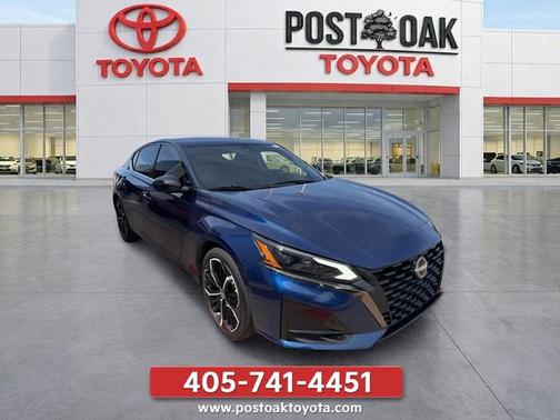 Deep Blue Pearl 2023 Nissan Altima SR FWD