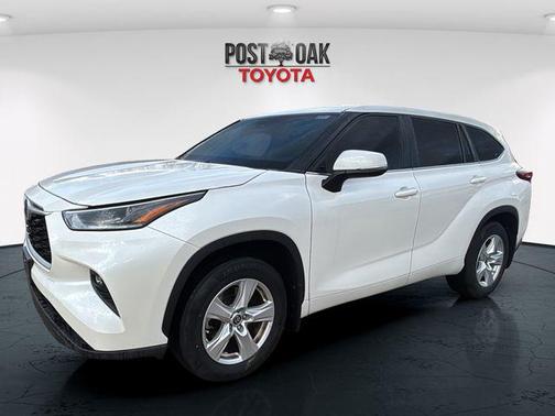 2021 Toyota Highlander LE
