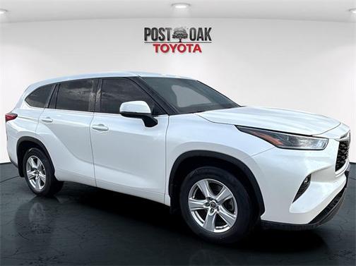 2021 Toyota Highlander LE