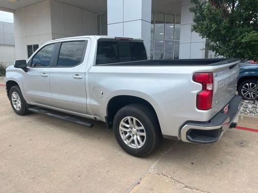 Silver Ice Metallic 2019 Chevrolet Silverado 1500 LT