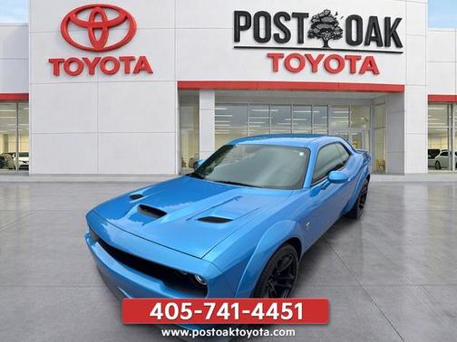 B5 Blue Pearlcoat 2023 Dodge Challenger R/T Scat Pack Widebody