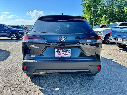 Jet Black 2026 Toyota Corolla Cross L